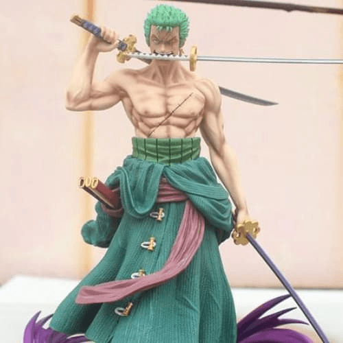 Roronoa Zoro Figure - One Piece™