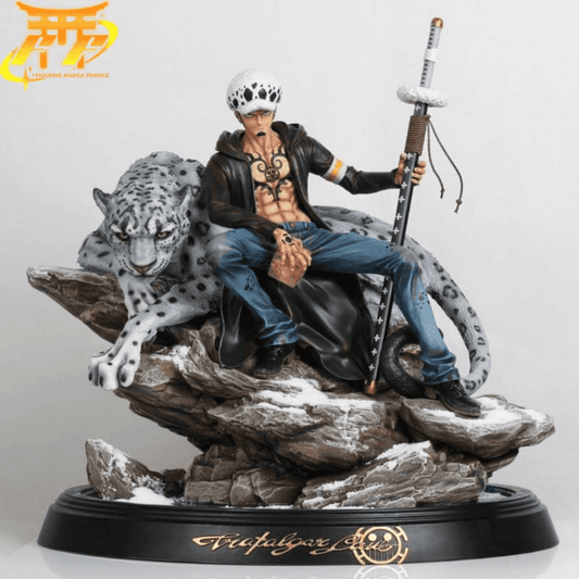 Trafalgar D. Law Figure - One Piece™